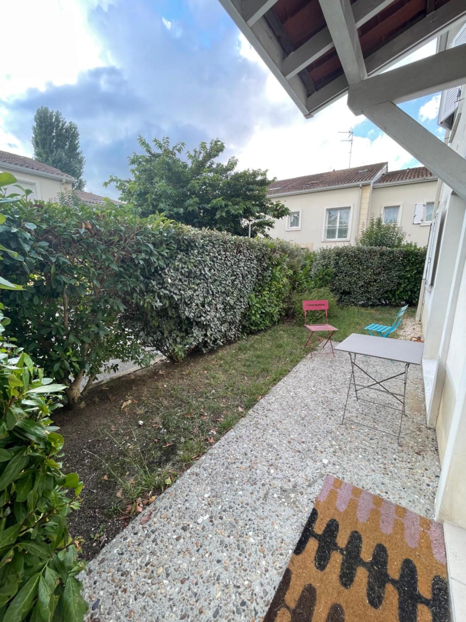 Saint-André-de-Cubzac Appartement De Luca מראה חיצוני תמונה